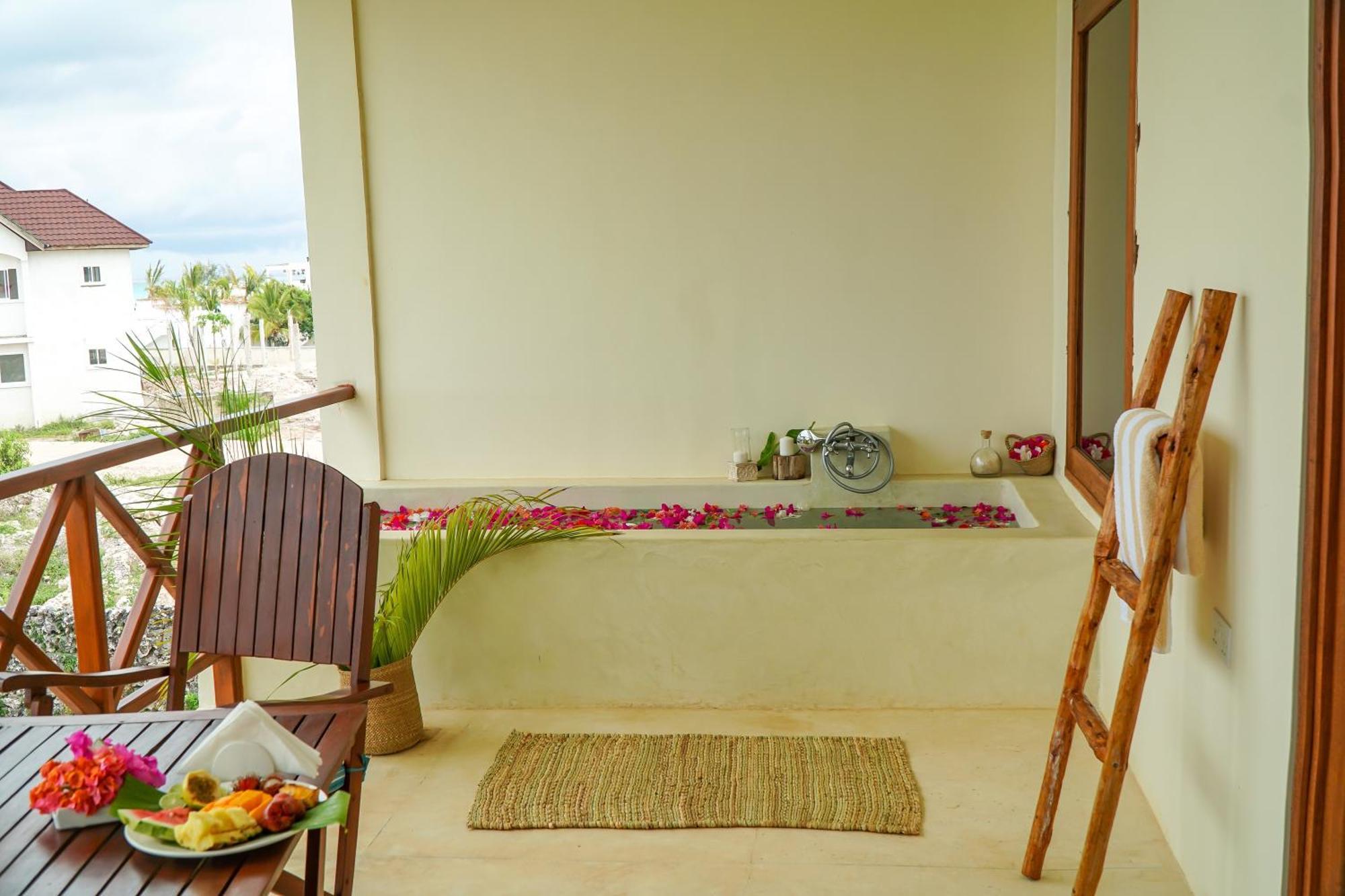 Aquamarina Hotel Jambiani  Extérieur photo