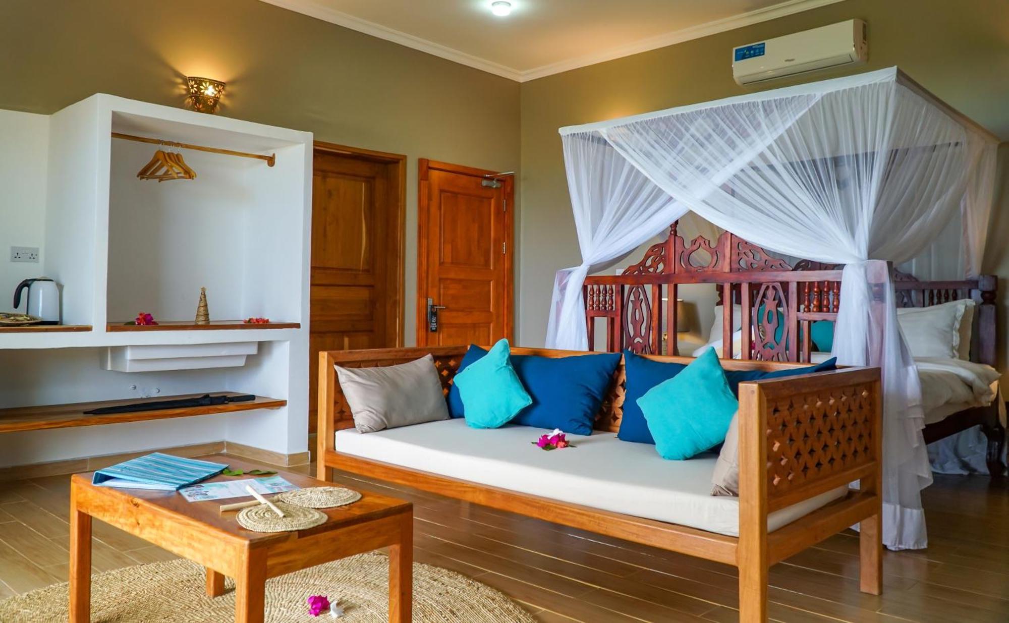 Aquamarina Hotel Jambiani  Extérieur photo